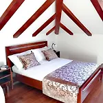 Sv. Petar Apartment *
