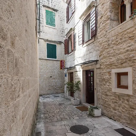 Sv. Petar Appartamento Traù