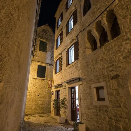 Sv. Petar Appartamento Traù